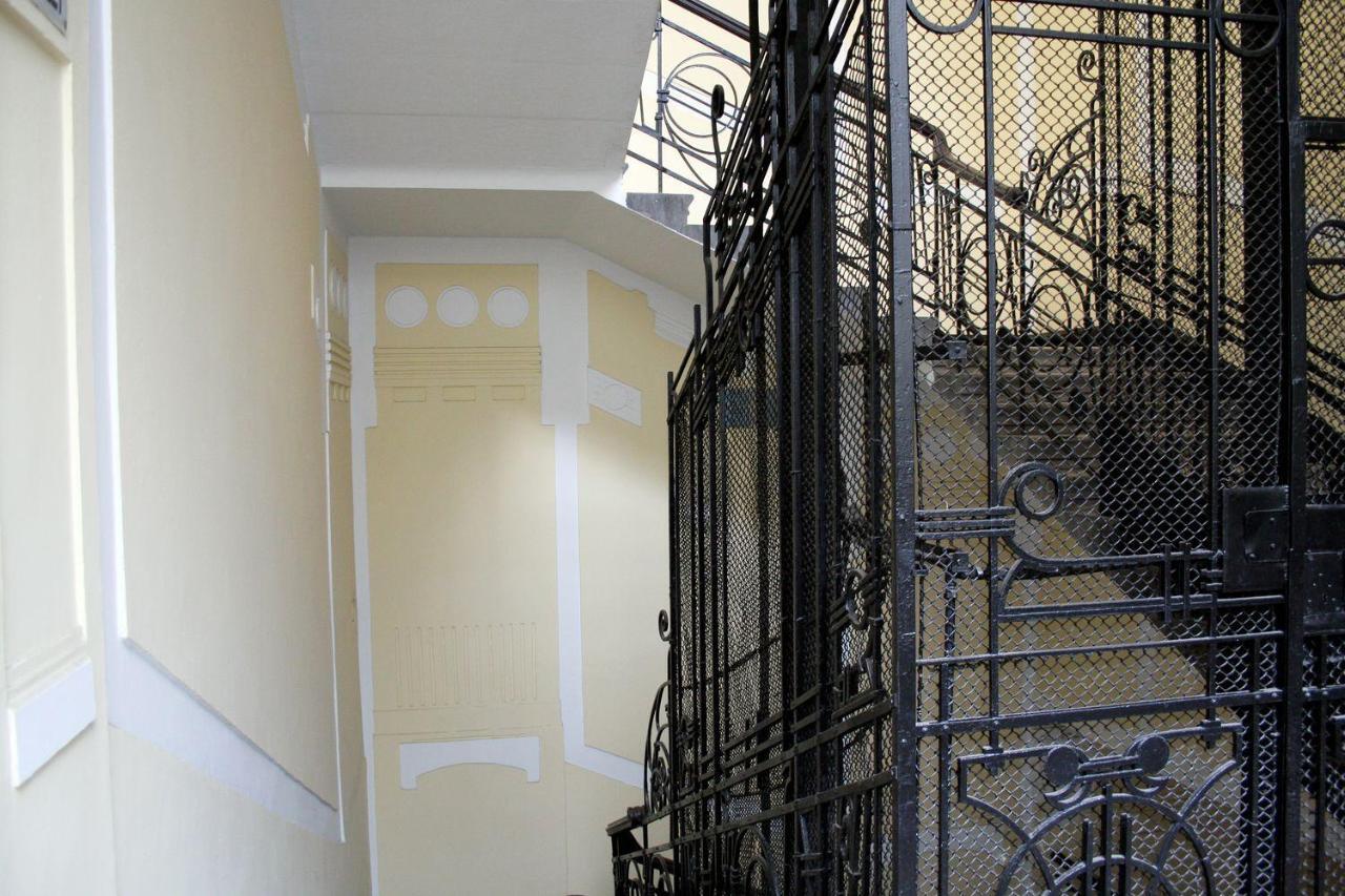 Central Ferenciek Apartments Budapest Bagian luar foto