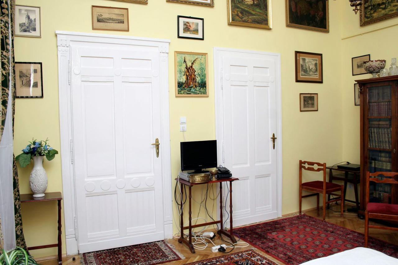 Central Ferenciek Apartments Budapest Bagian luar foto